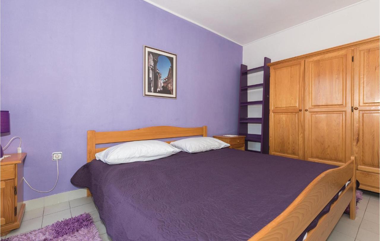 Beautiful Apartment In Rogoznica With Wifi Eksteriør billede